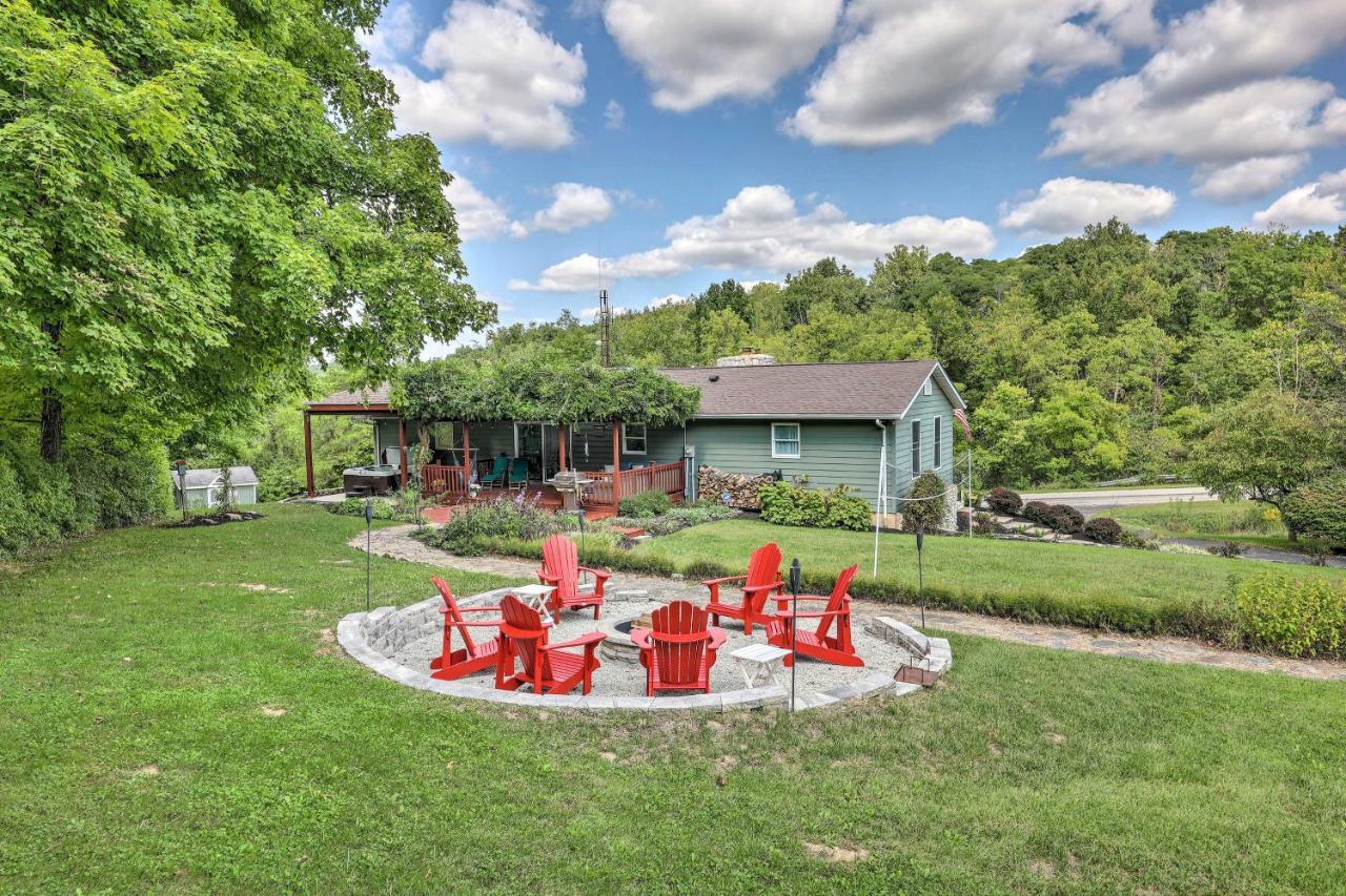 Family-Friendly Brookville Home With Hot Tub! Bagian luar foto
